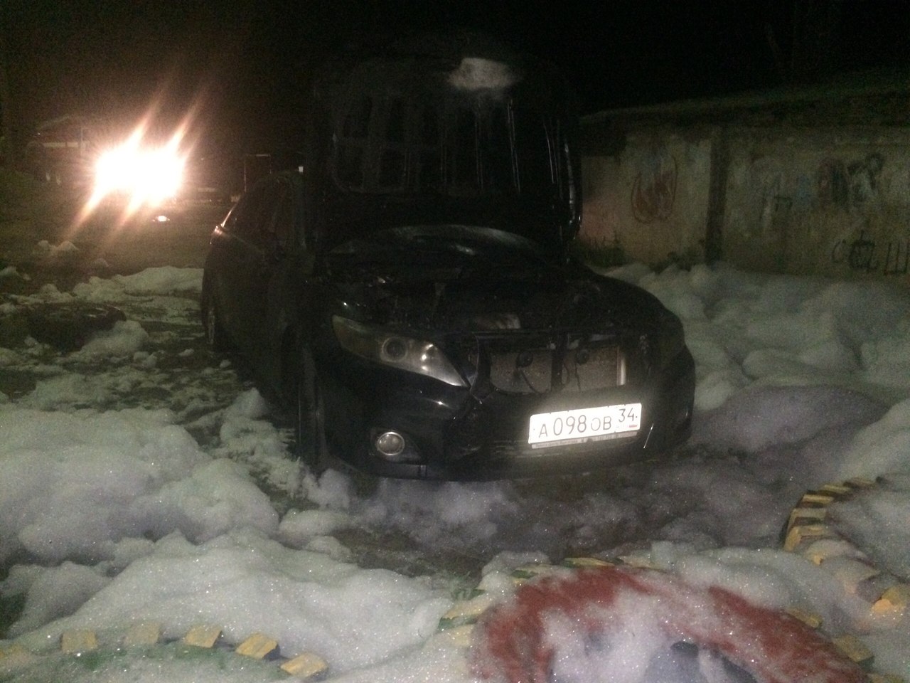 В Жирновске хулиганы сожгли Toyota Camry